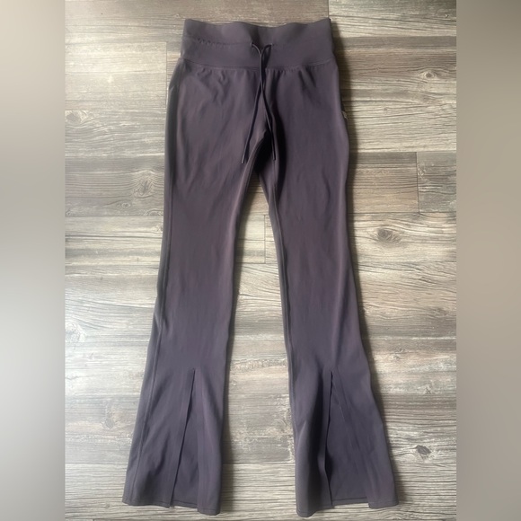 Vuori Dark Brown Leggings - Picture 3 of 6